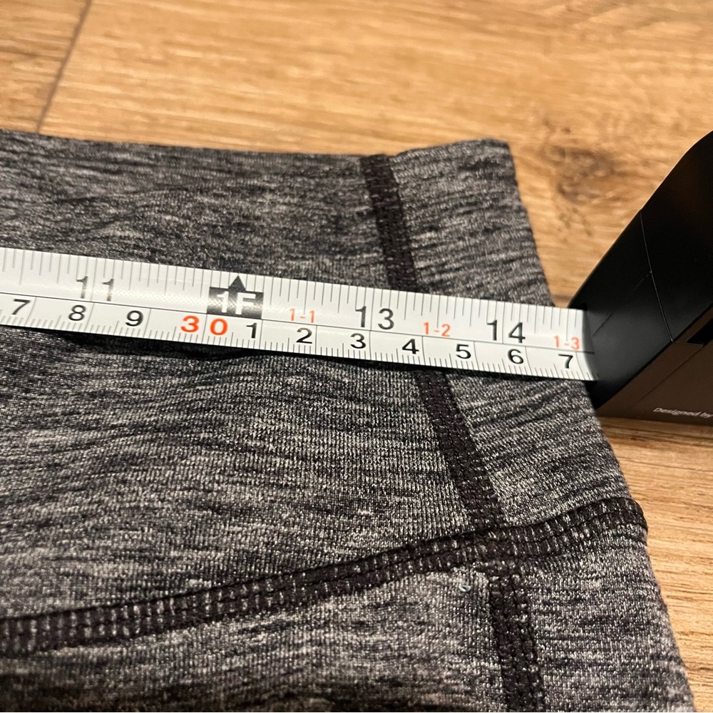 Athleta Chaturanga Capri Leggings Heathered Gray - Picture 6 of 12